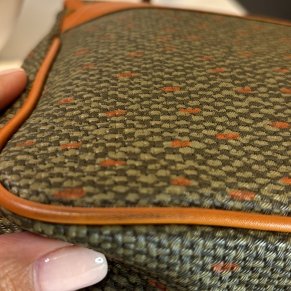 EUC Vintage Yves Saint Laurent Clutch (Remy Martin) - Picture 9 of 12